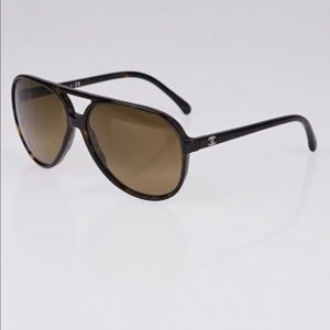 Chanel Aviator “CC” Sunglasses 5206 1022/3L